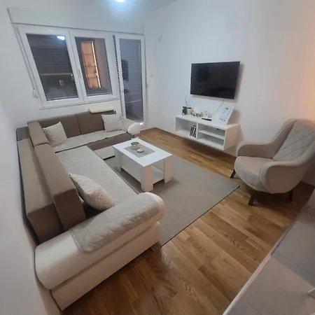 Wolf's Wonder アパート Obrenovac